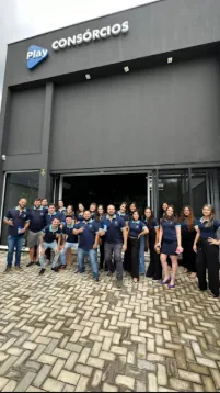 Fachada da unidade Play Consórcios